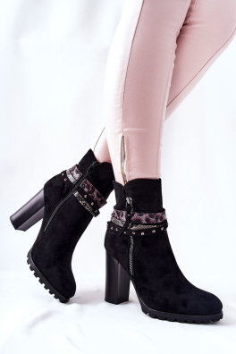 Suede Boots On High Heel Black Besis