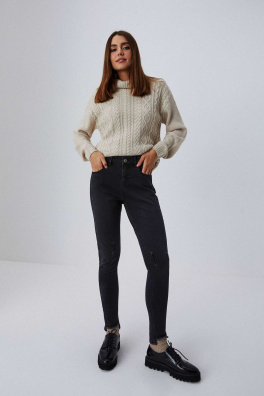 Jeansy medium waist